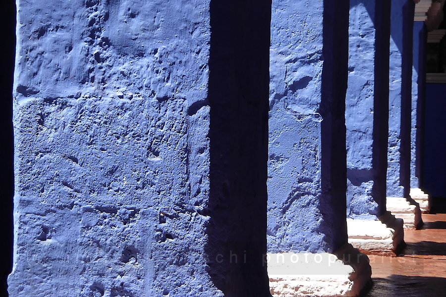 the columns of the monasterio de santa catalina